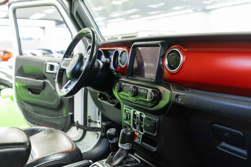 Used 2020 Jeep Gladiator Rubicon image 15