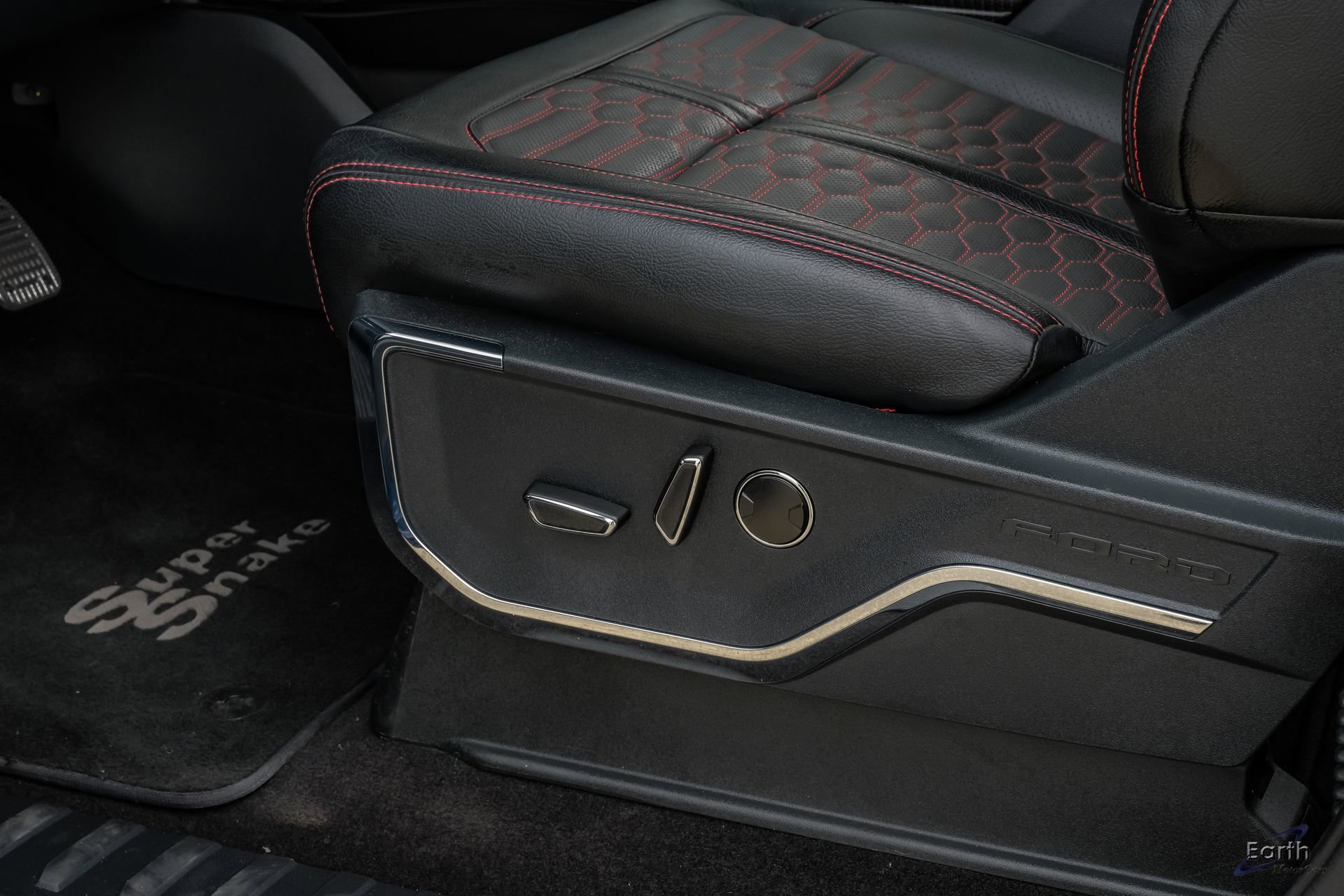 Used 2022 Ford F150 Lariat w/ Equipment Group 502A High AWD/4WD image 59