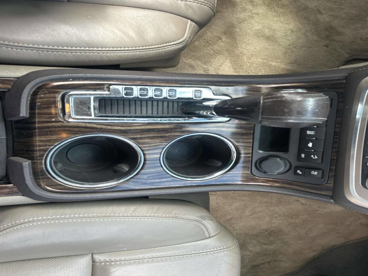 Used 2014 GMC Acadia Denali image 23