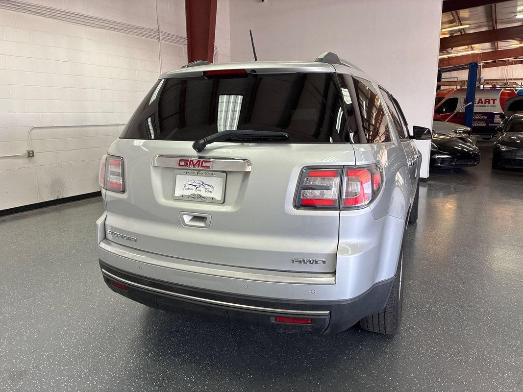 Used 2015 GMC Acadia SLE AWD/4WD image 4