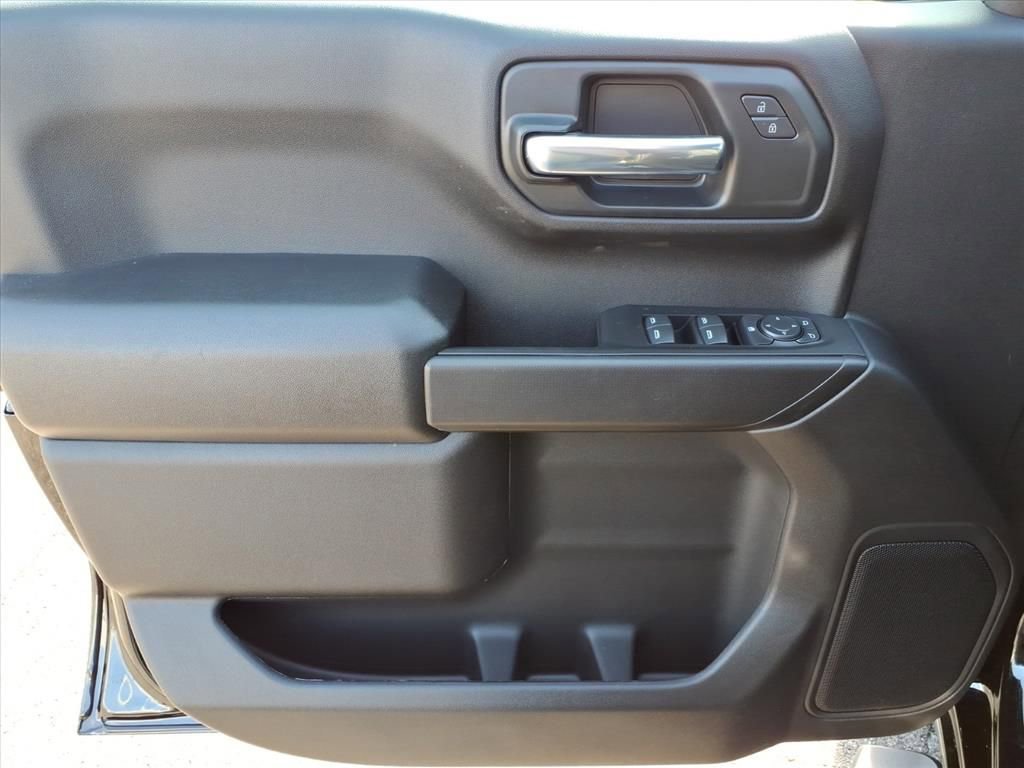 New 2026 Chevrolet Silverado 1500 Custom image 12