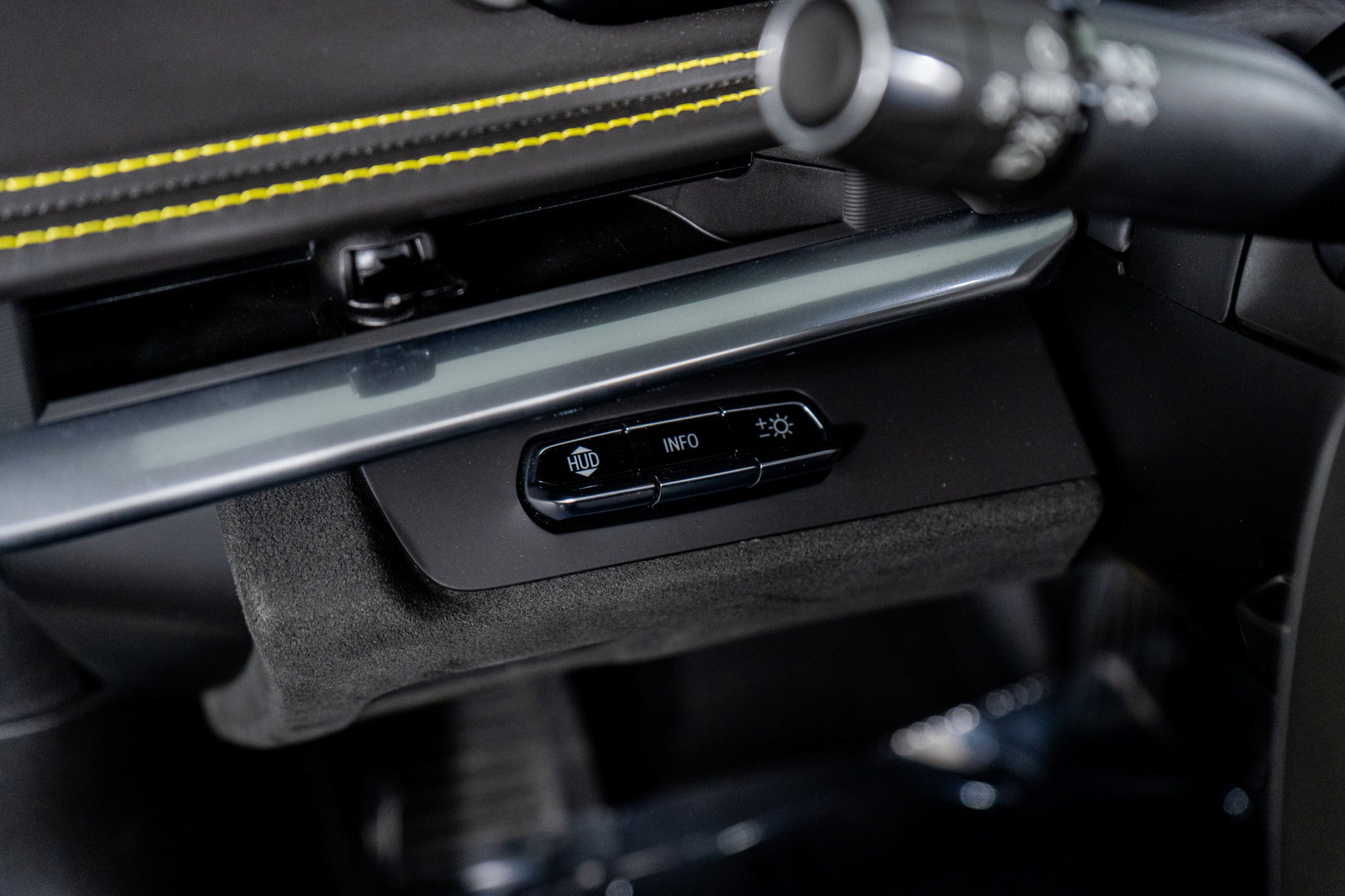 Used 2022 Chevrolet Corvette Stingray Premium Conv image 39