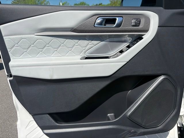 New 2026 Ford Explorer Platinum AWD/4WD image 10