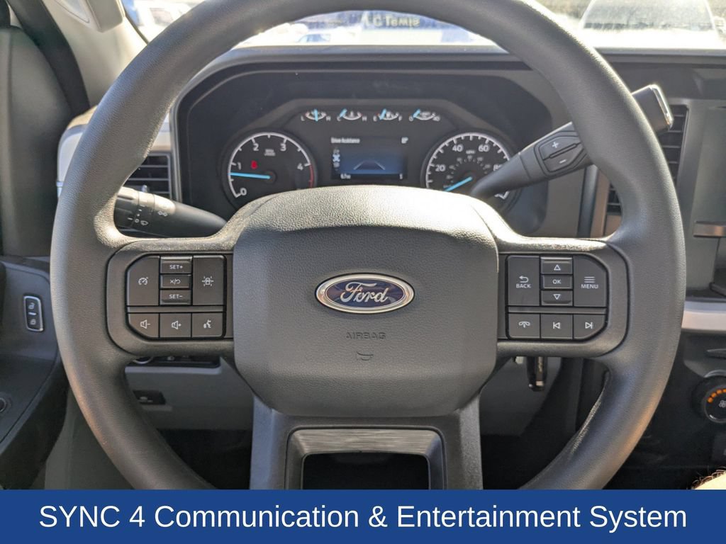 Used 2025 Ford F550 4x4 Regular Cab Super Duty image 20