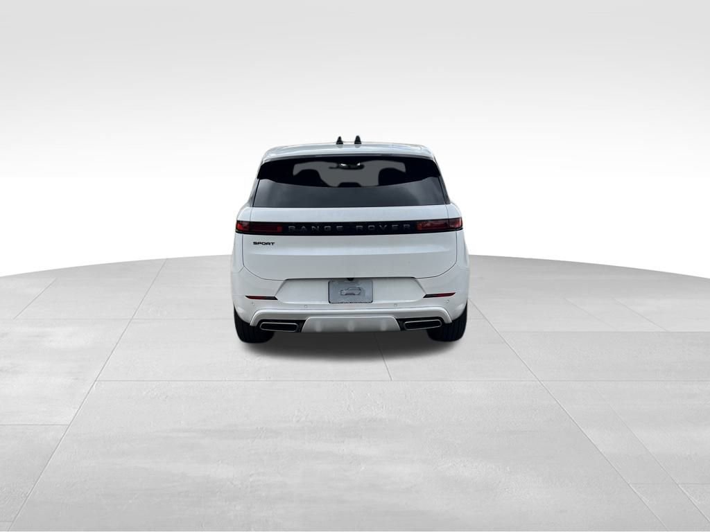 New 2025 Land Rover Range Rover Sport Dynamic SE image 4