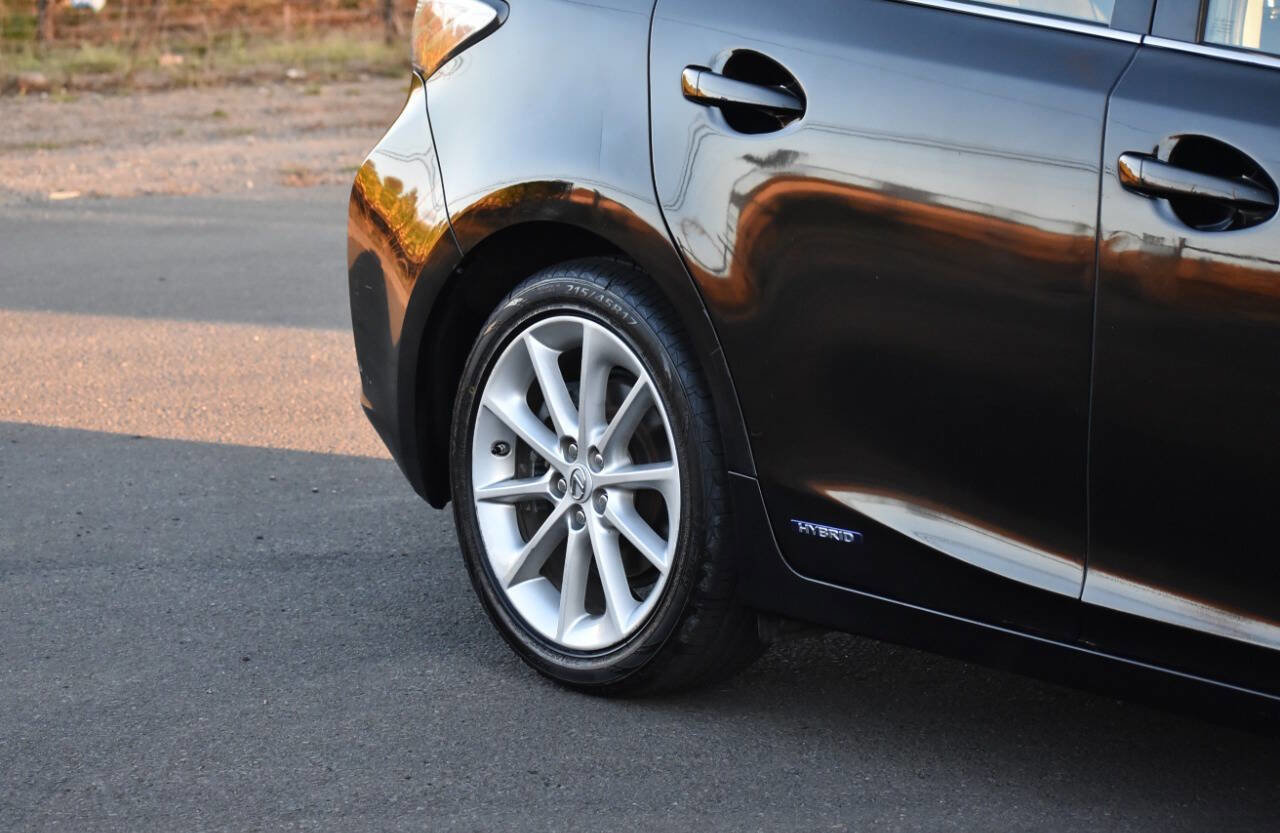 Used 2013 Lexus CT 200h image 13