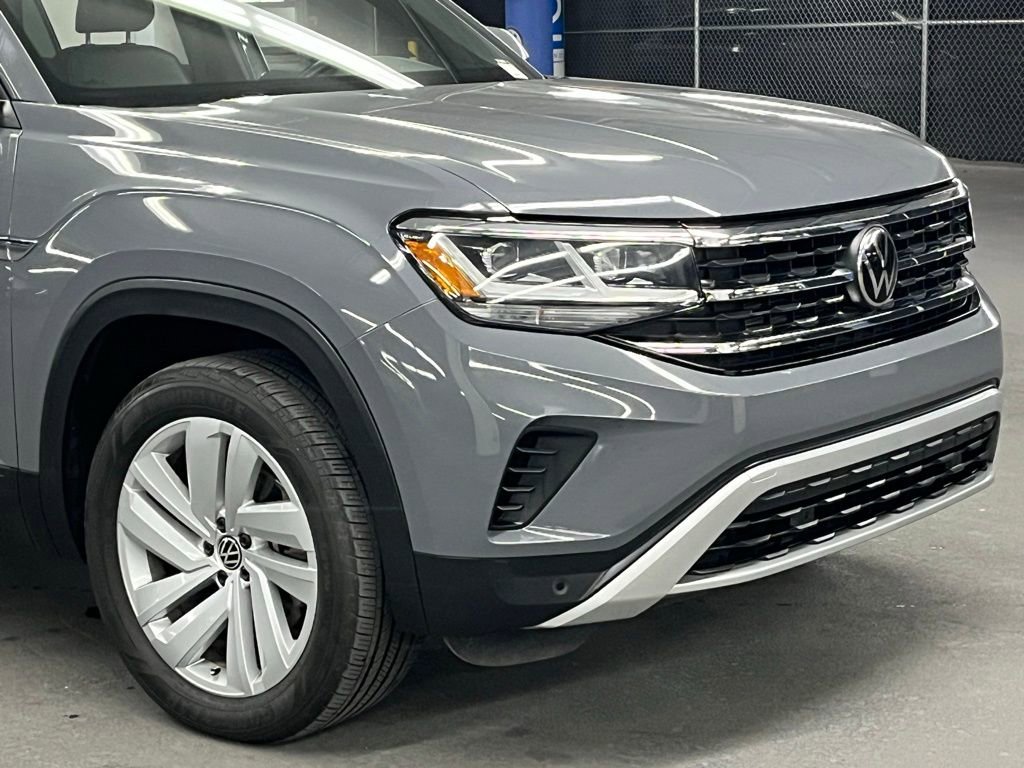 Used 2022 Volkswagen Atlas Cross Sport SE w/ Panoramic Sunroof Package image 42