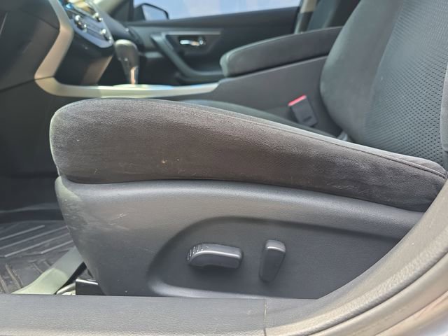 Used 2015 Nissan Altima 2.5 S w/ Power Driver Seat Package FWD image 33
