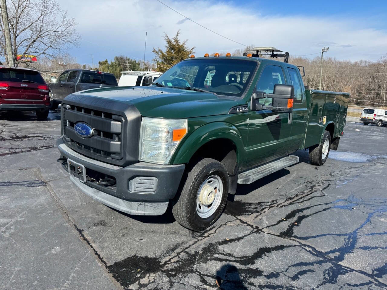 Used 2016 Ford F350 XL w/ Power Equipment Group image 1