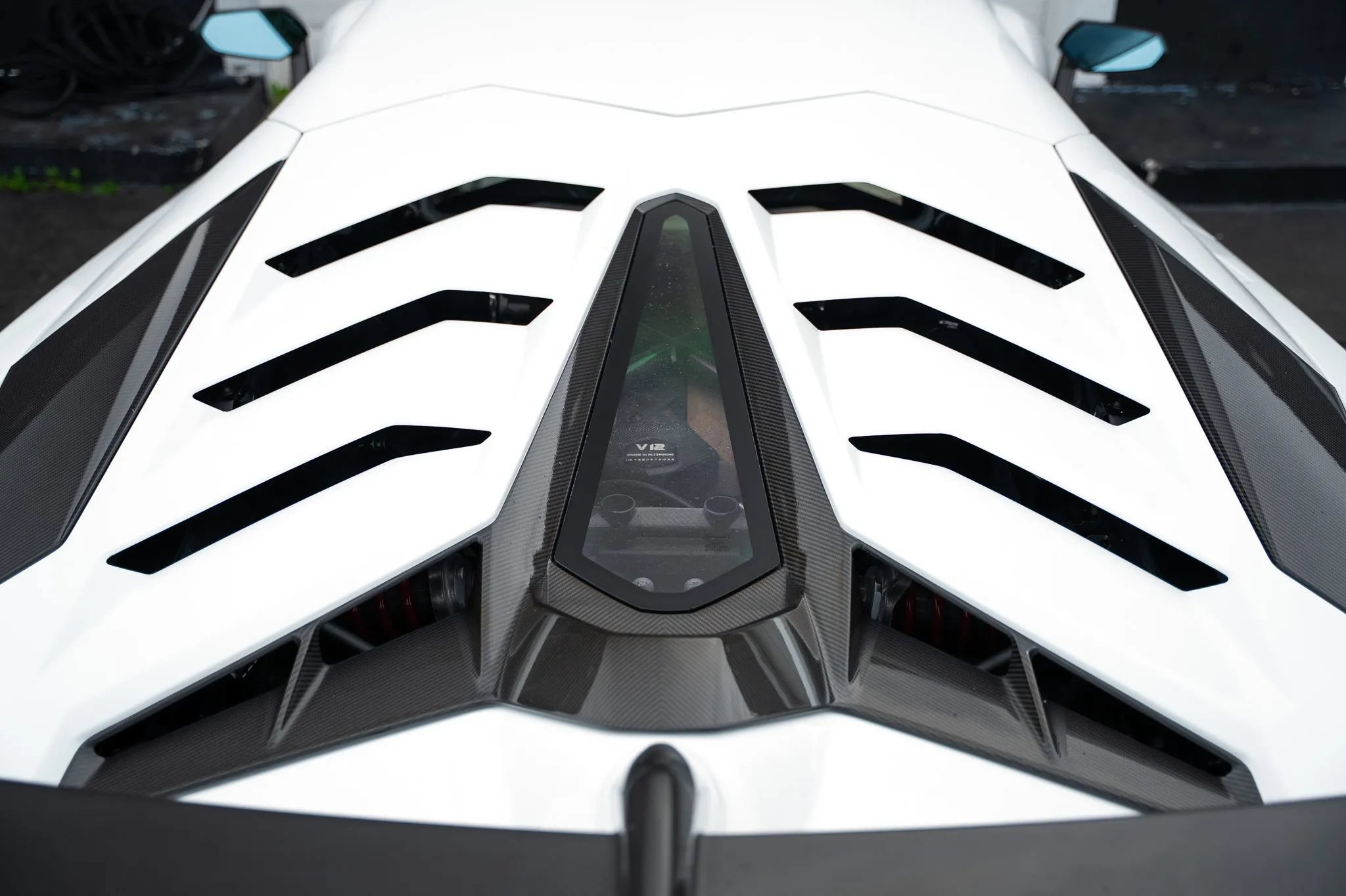 Used 2019 Lamborghini Aventador SVJ AWD/4WD image 32