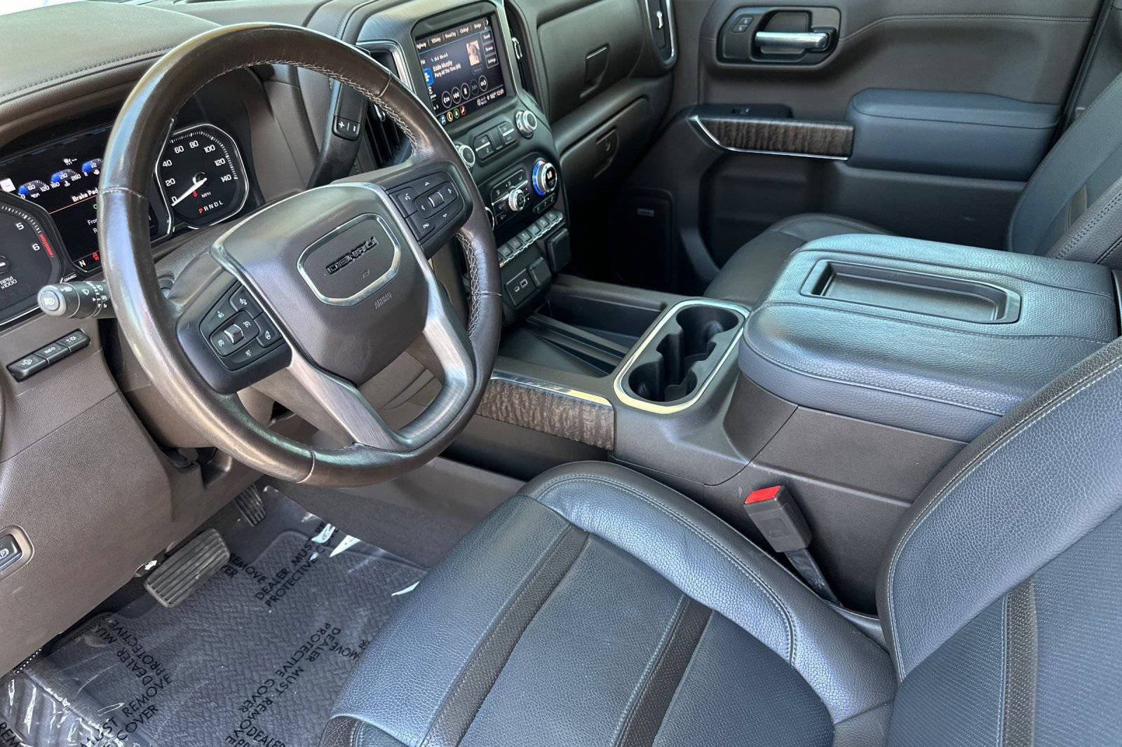 Used 2022 GMC Sierra 1500 Denali w/ Denali Reserve Package AWD/4WD image 10