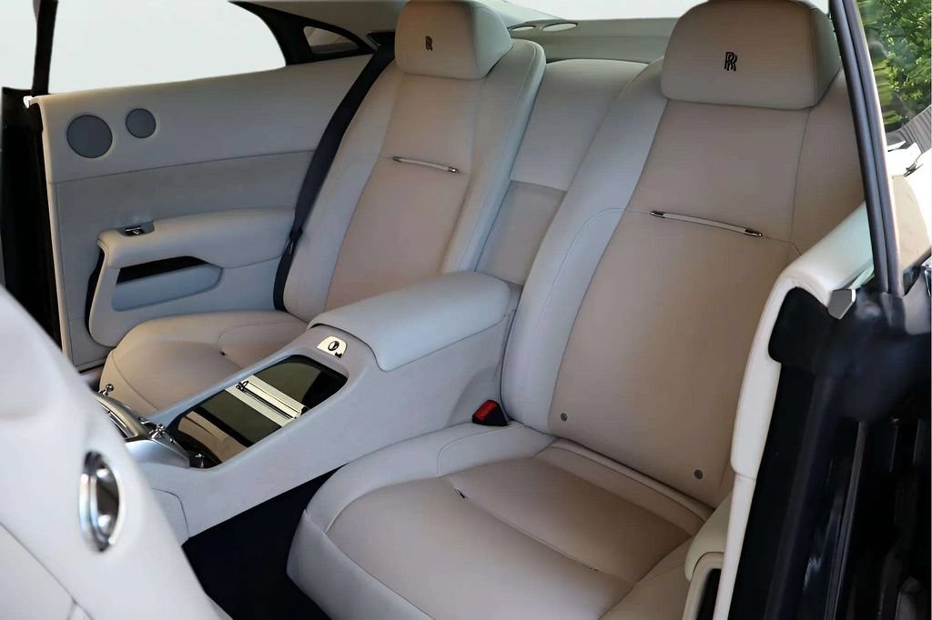 Certified 2015 Rolls-Royce Wraith RWD image 8