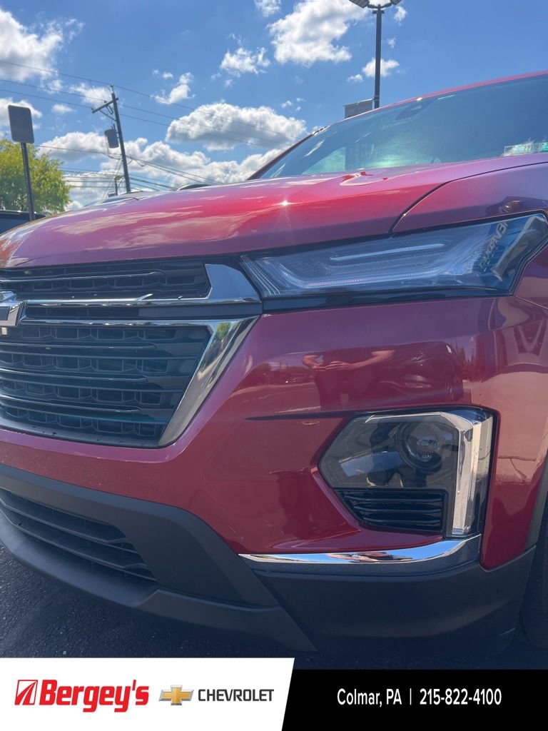 Used 2024 Chevrolet Traverse LT w/ Midnight/Sport Edition AWD/4WD image 9