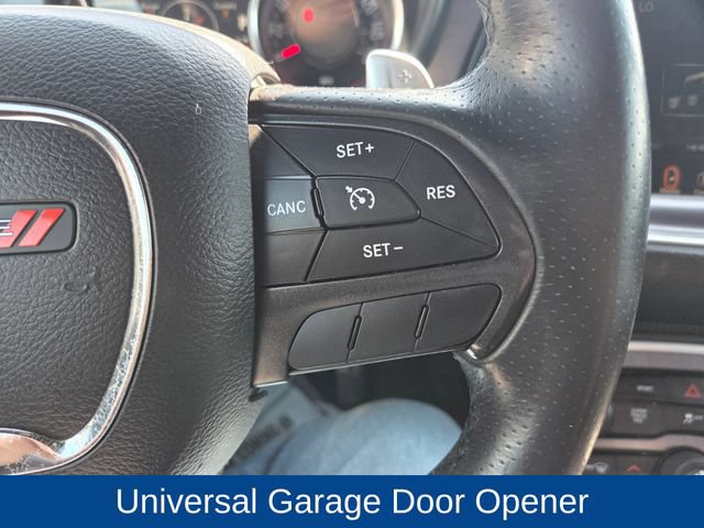 Used 2016 Dodge Challenger R/T RWD image 21