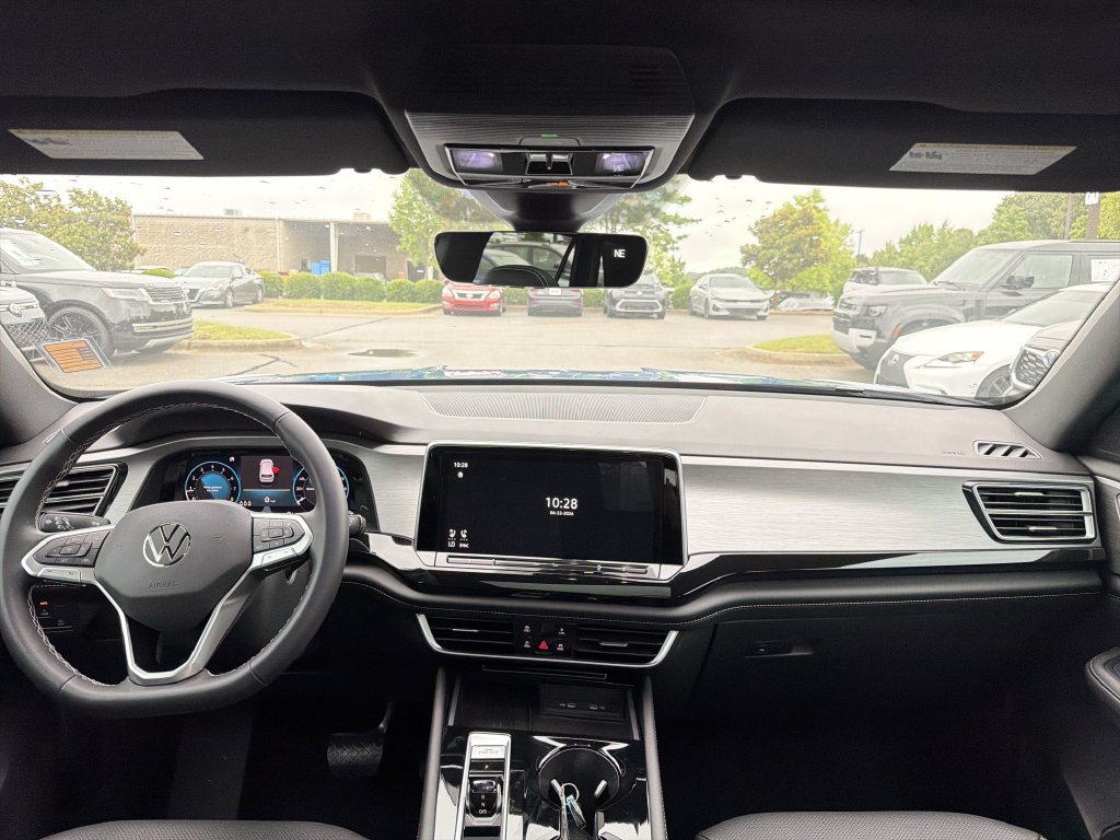 New 2025 Volkswagen Atlas Cross Sport SE FWD image 19