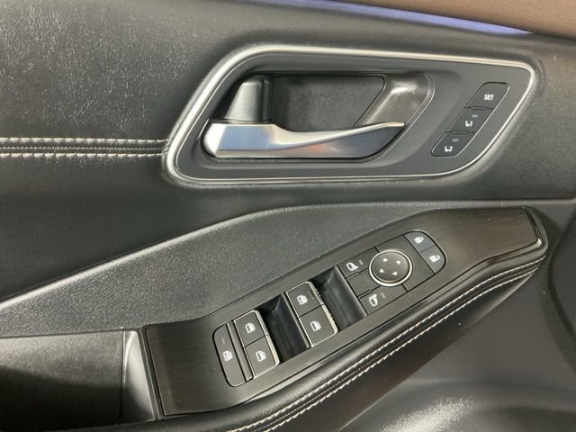 Used 2023 Nissan Rogue Platinum w/ Platinum Premium Package image 16