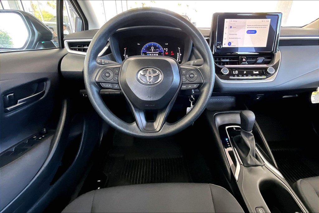 Used 2026 Toyota Corolla LE FWD image 8
