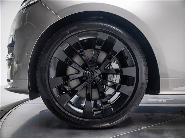 New 2026 Land Rover Range Rover Sport Dynamic SE AWD/4WD image 12