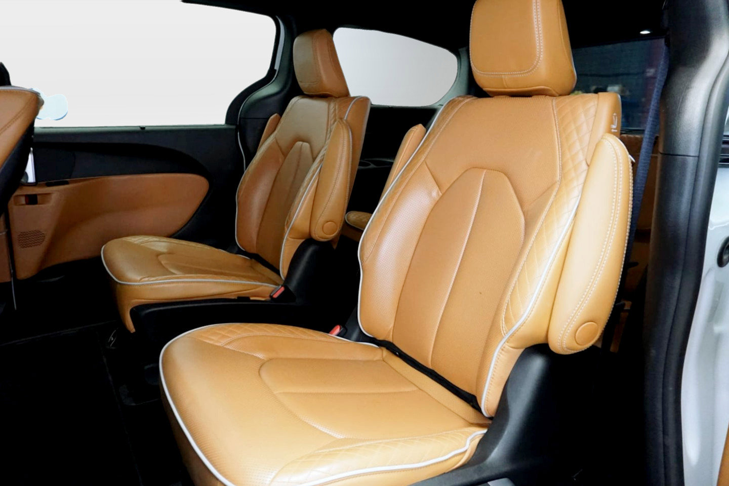 Used 2022 Chrysler Pacifica Pinnacle FWD image 10