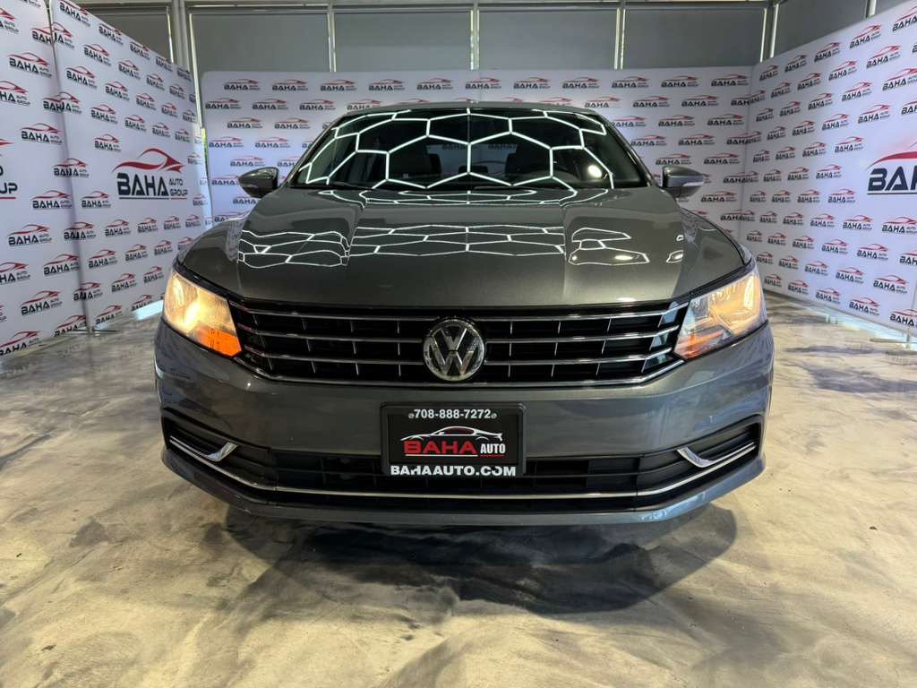 Used 2019 Volkswagen Passat 2.0T Wolfsburg FWD image 3