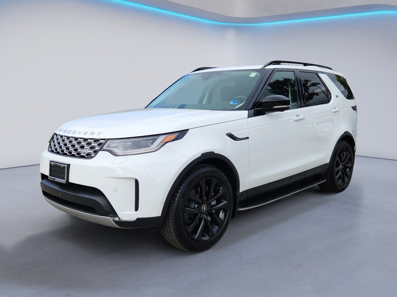 Used 2026 Land Rover Discovery S AWD/4WD image 1