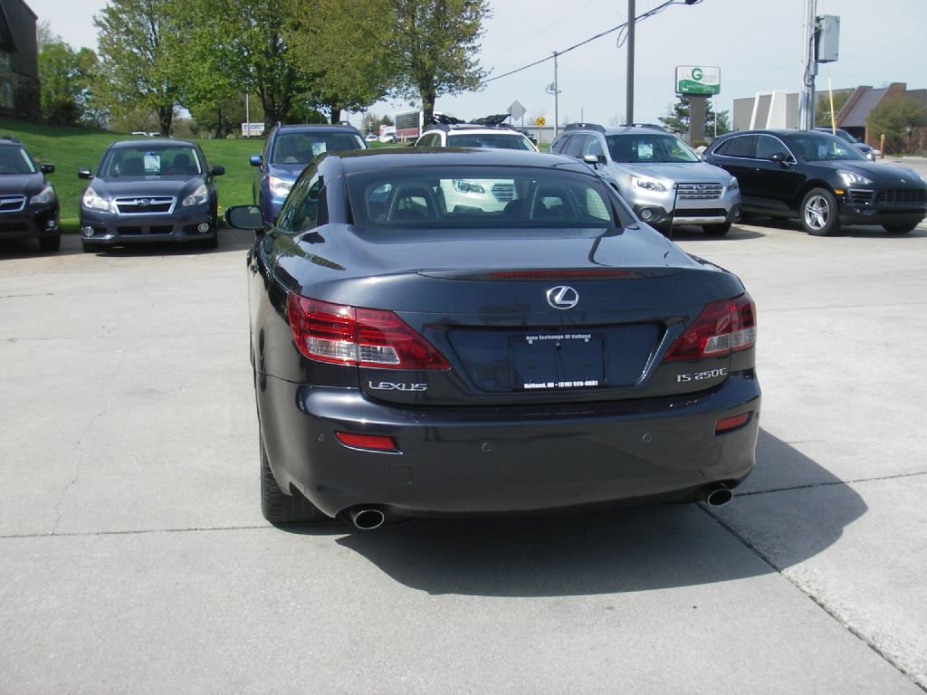 Used 2010 Lexus IS 250C image 15