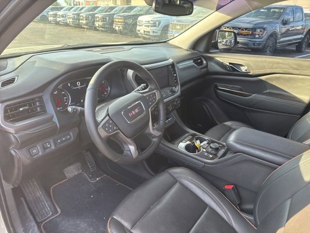 Used 2023 GMC Acadia AT4 w/ Technology Package AWD/4WD image 11