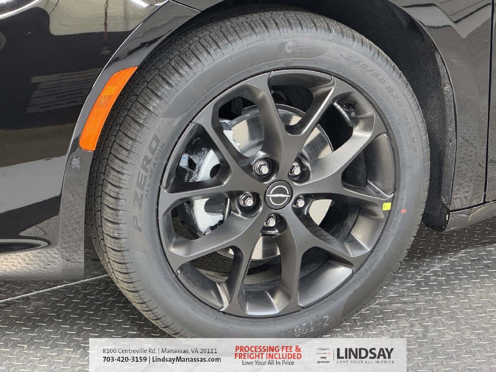 New 2026 Chrysler Pacifica Select w/ S Appearance Package FWD image 10