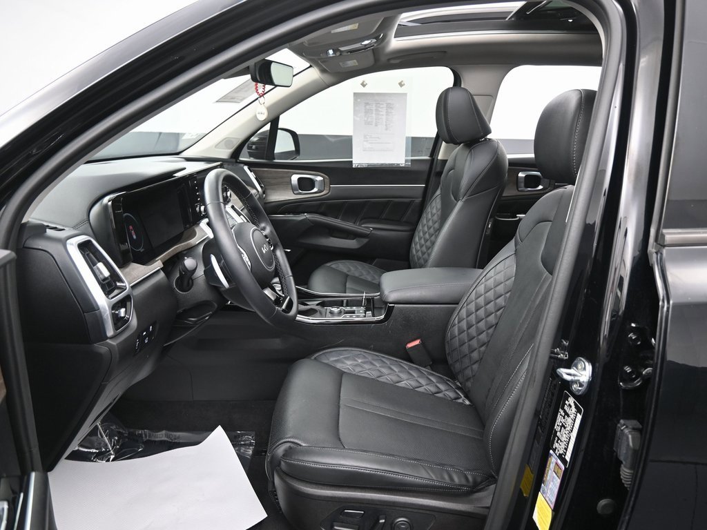 Used 2022 Kia Sorento SX Prestige image 24