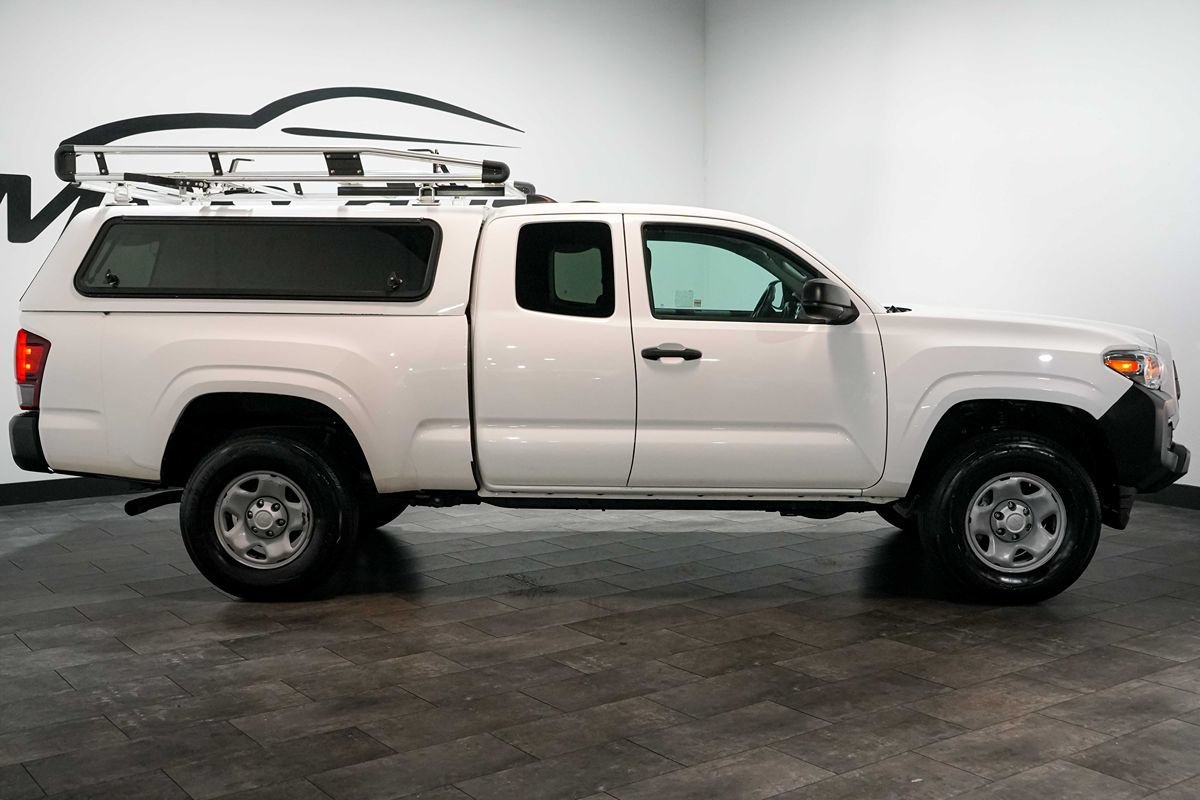 Used 2022 Toyota Tacoma SR RWD image 8