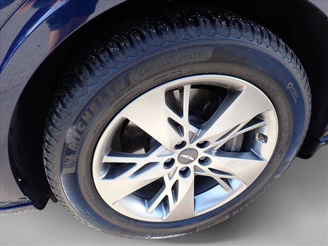 Used 2022 Genesis GV70 3.5T Sport w/ Sport Advanced Package AWD/4WD image 7