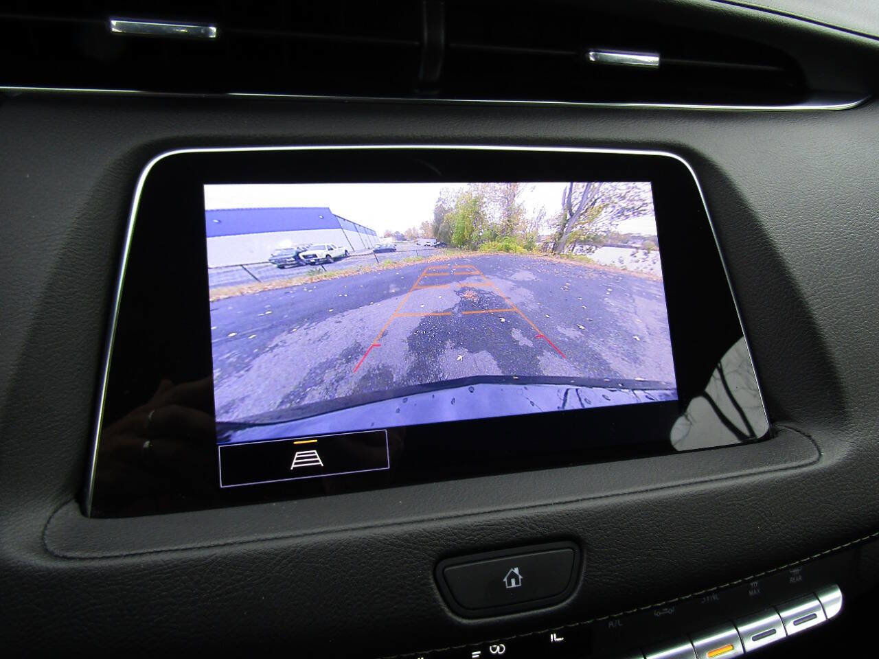 Used 2022 Cadillac XT4 Luxury image 13