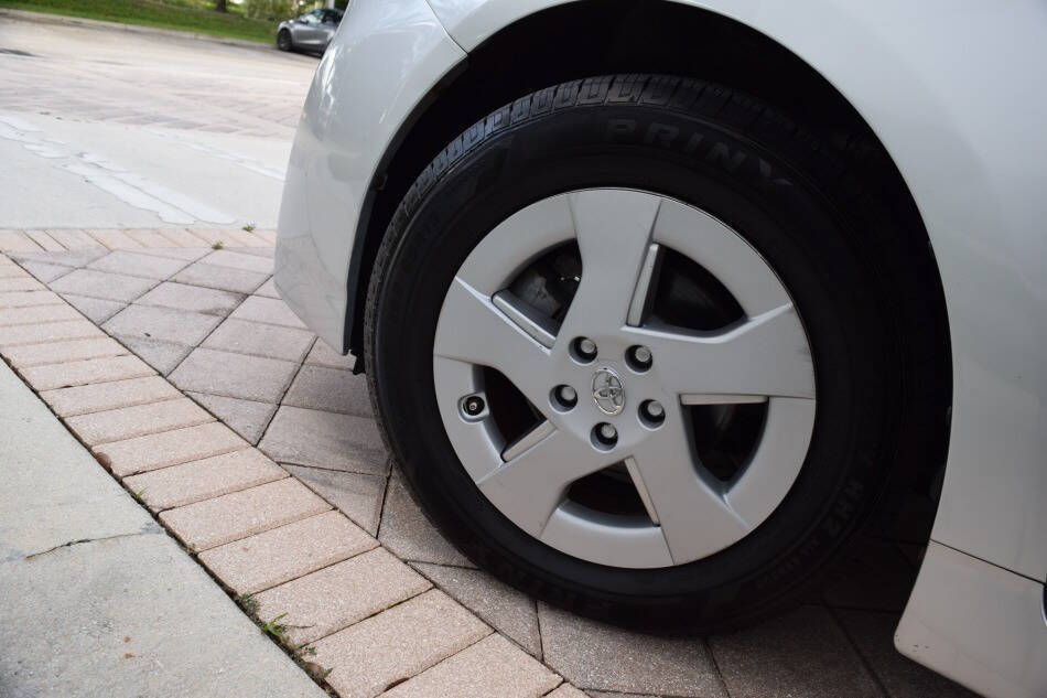 Used 2010 Toyota Prius Two FWD image 80