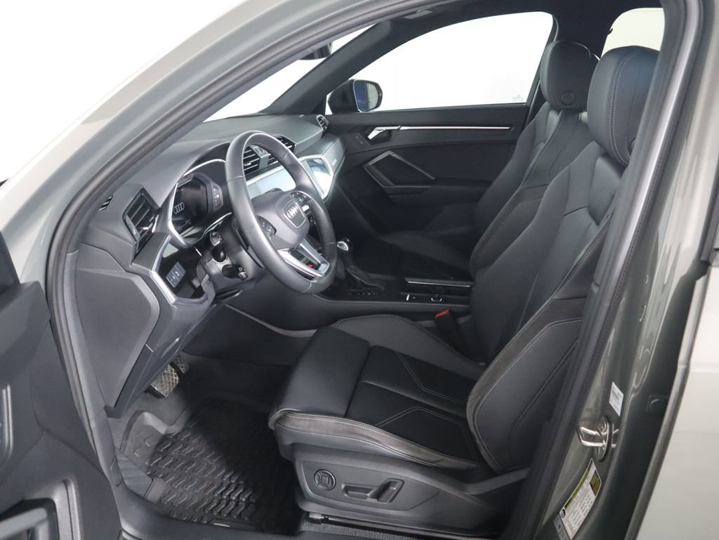 Certified 2022 Audi Q3 2.0T Premium Plus w/ Premium Plus Package image 20