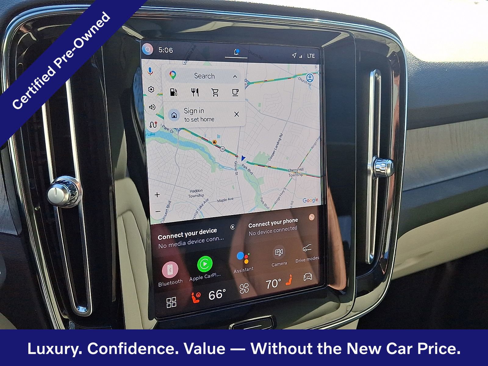 Certified 2023 Volvo XC40 B5 Plus w/ Protection Package Premier image 18