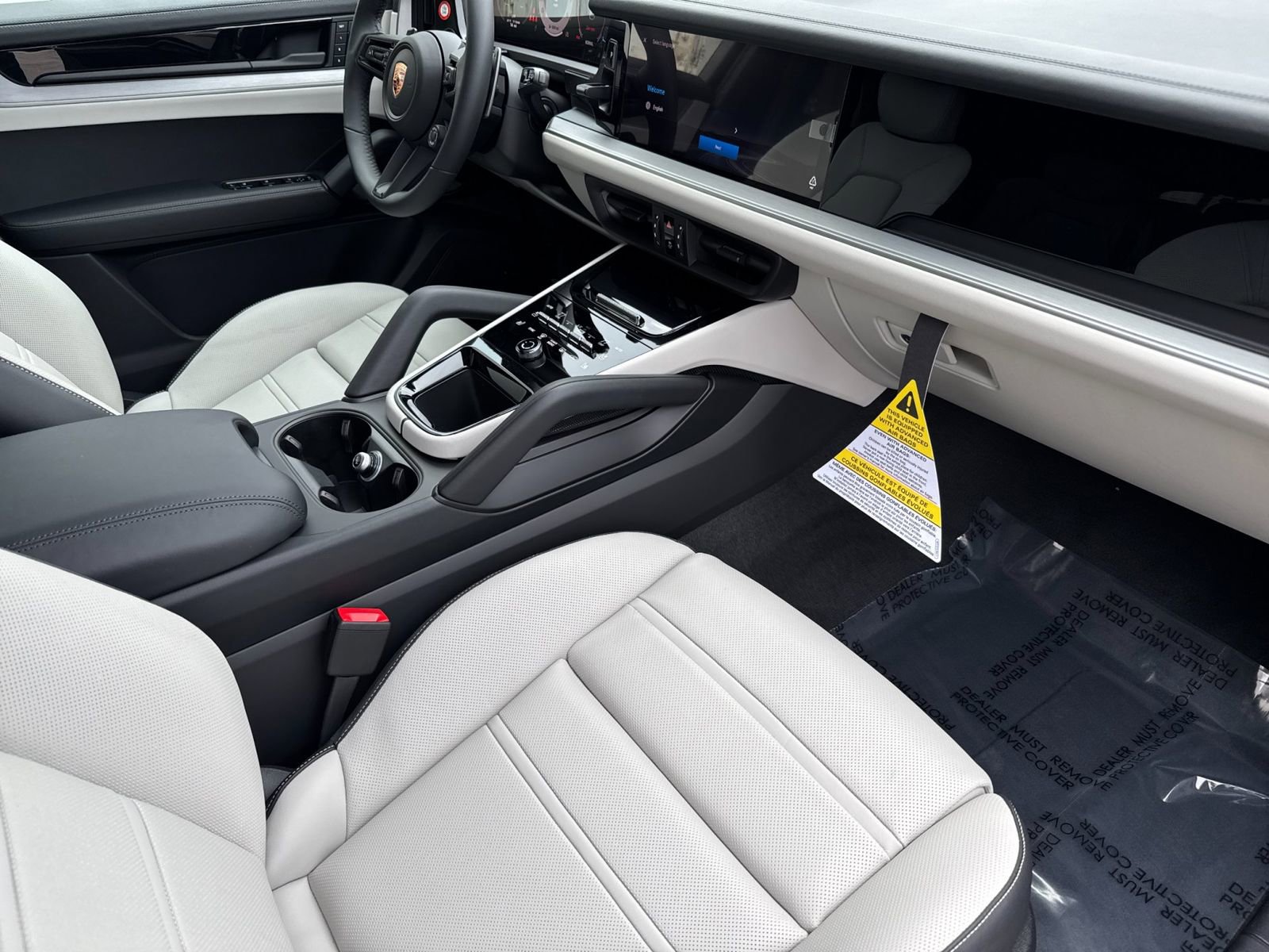 New 2026 Porsche Cayenne GTS image 18