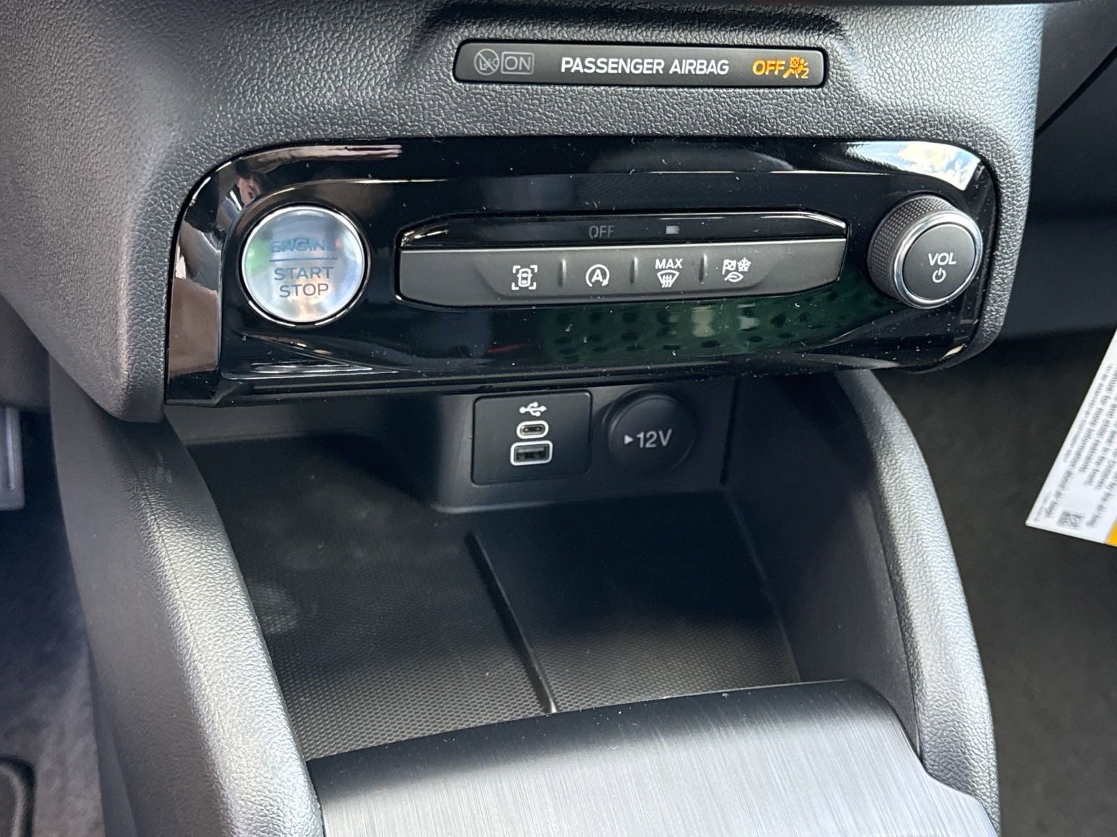 New 2025 Ford Escape ST-Line w/ Tech Pack #1 image 26