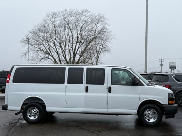 Used 2019 Chevrolet Express 3500 LS image 36