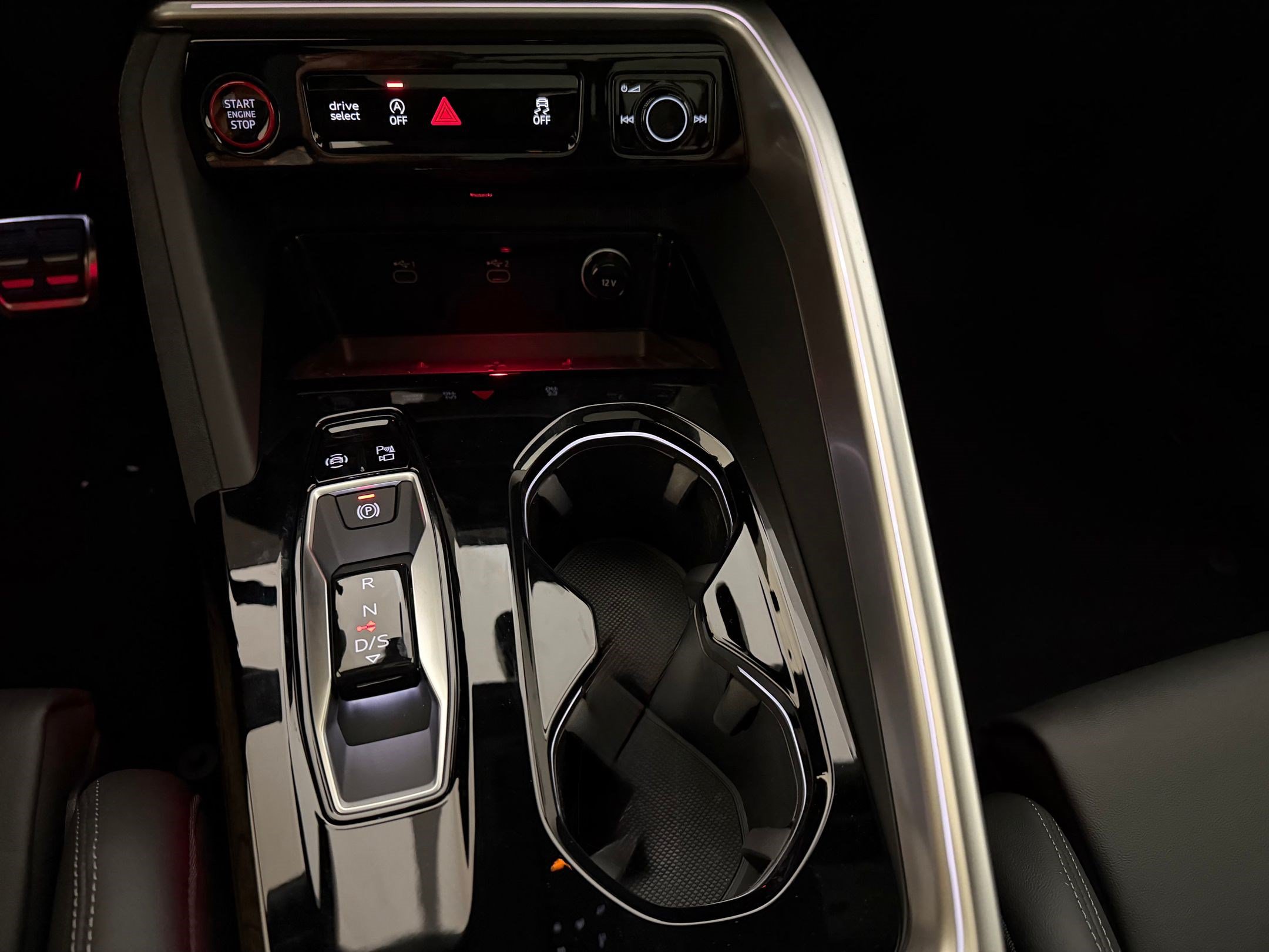 New 2026 Audi SQ5 Premium Plus AWD/4WD image 25