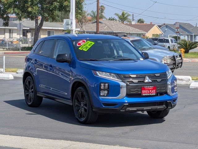 Used 2025 Mitsubishi Outlander Sport LE AWD/4WD image 3