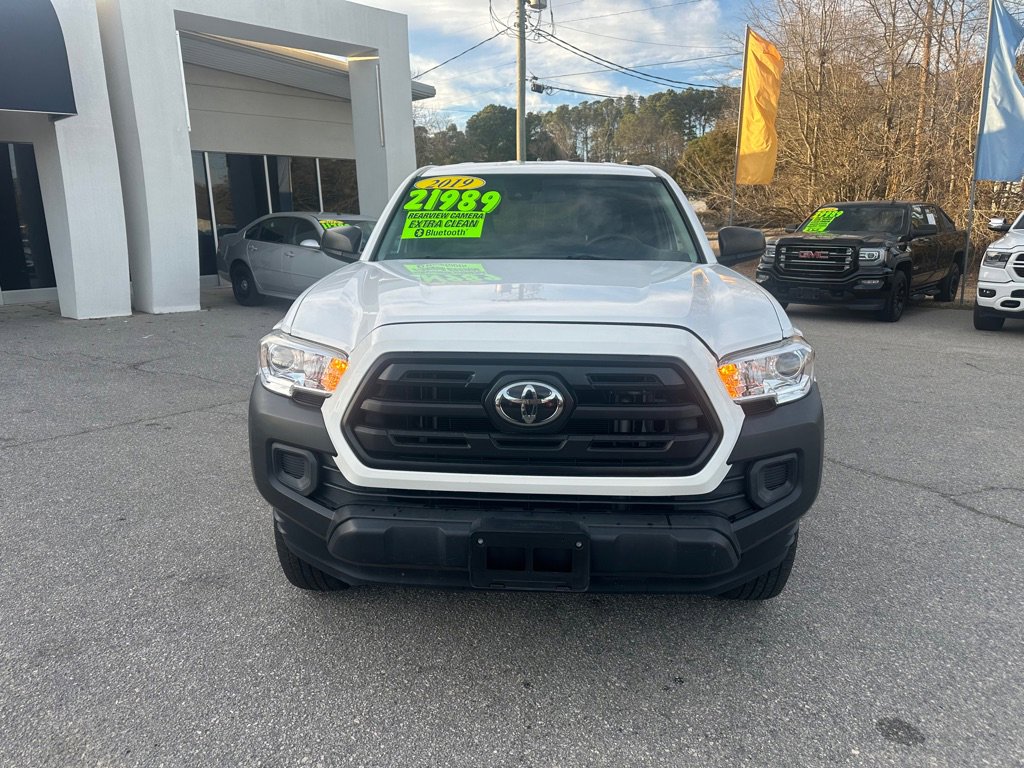 Used 2019 Toyota Tacoma SR image 15