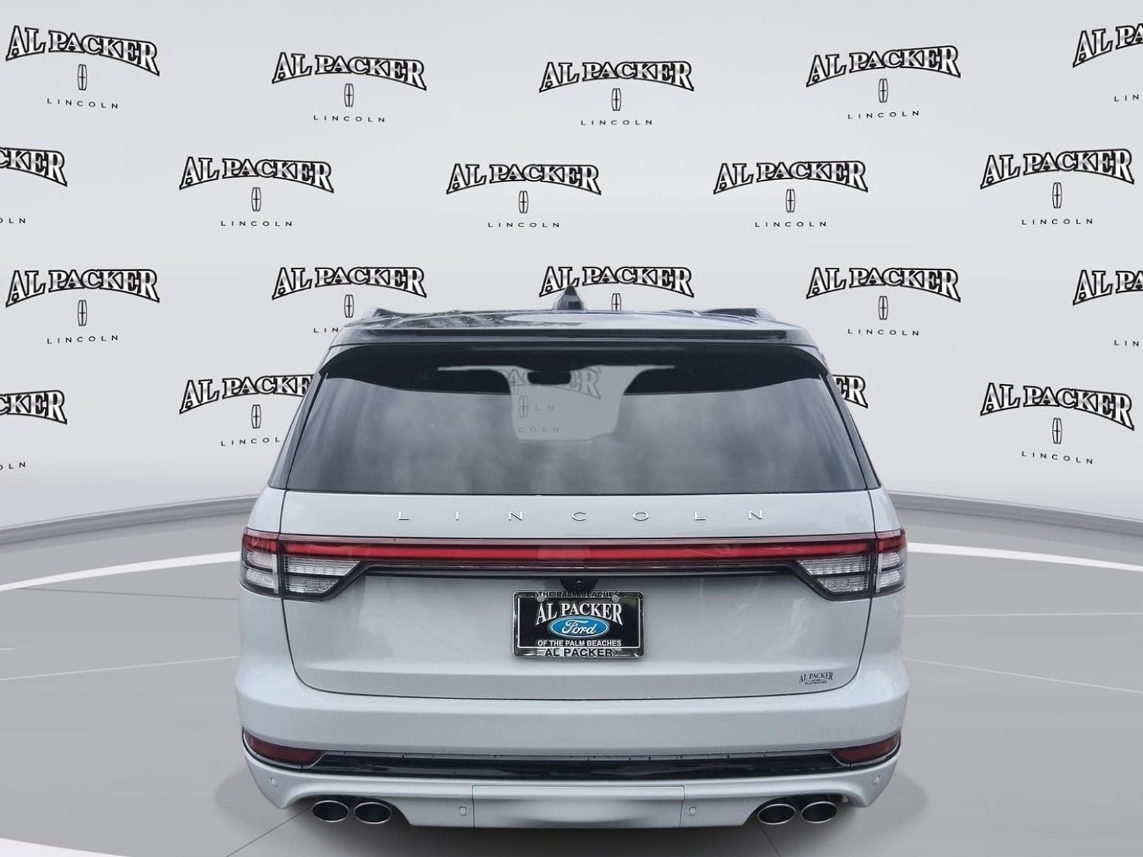 New 2027 Lincoln Aviator Reserve AWD/4WD image 4