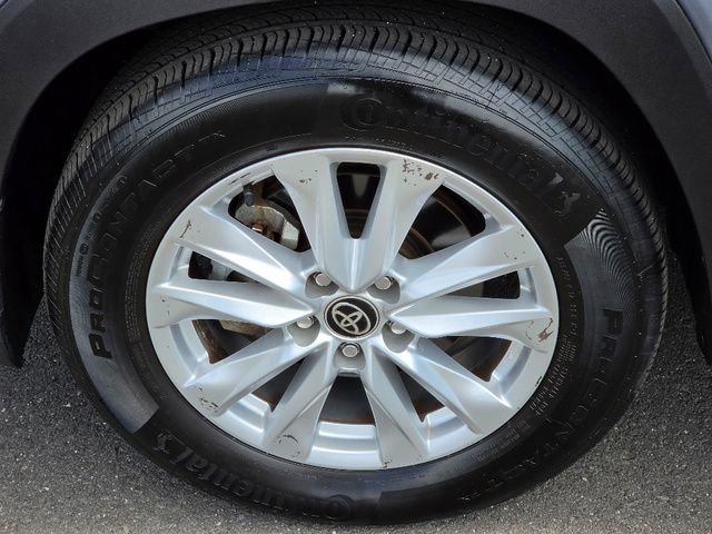 Used 2023 Toyota Corolla Cross LE w/ Moonroof Package image 18