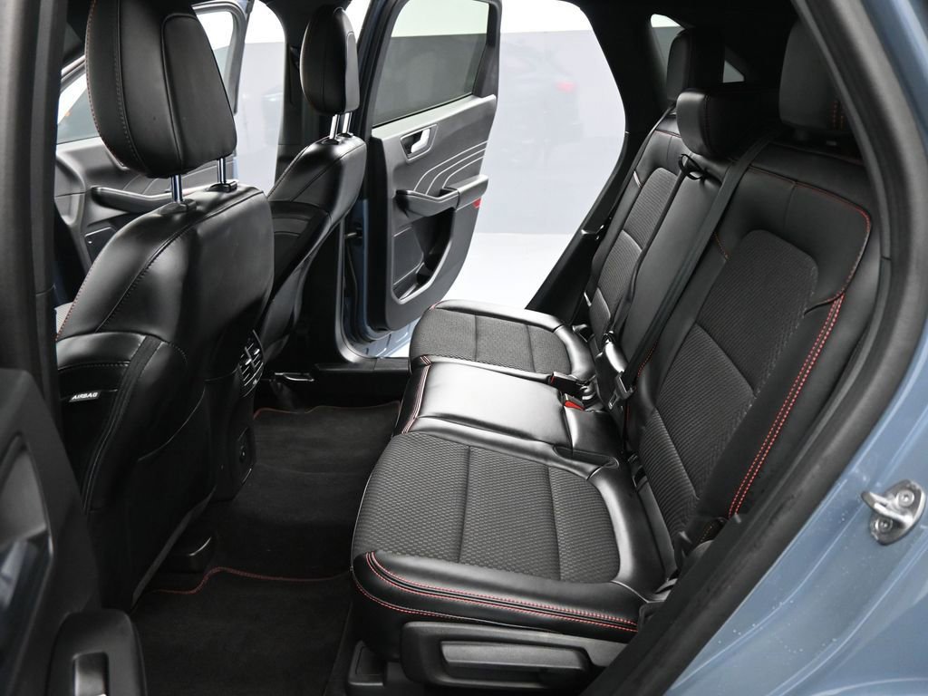 Certified 2023 Ford Escape ST-Line w/ Tech Pack #1 image 18