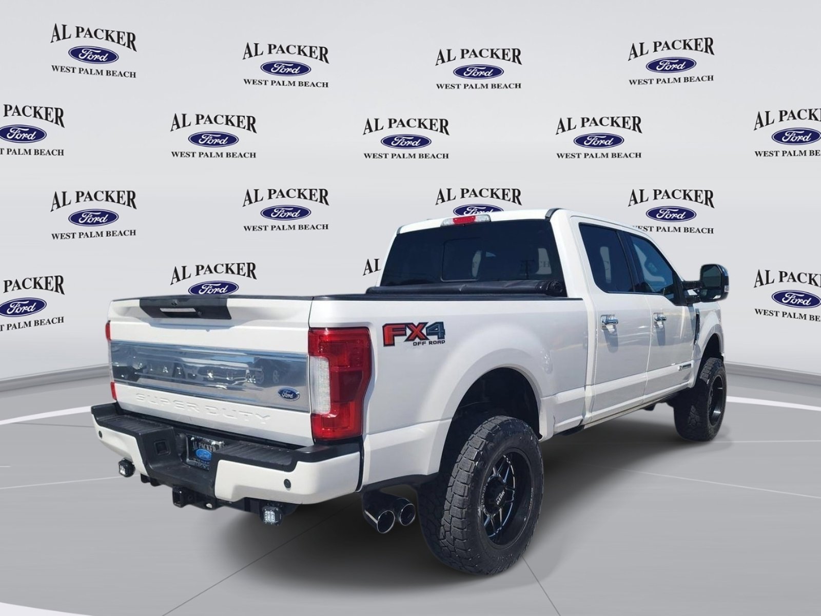 Used 2017 Ford F350 Platinum w/ FX4 Off-Road Package AWD/4WD image 5