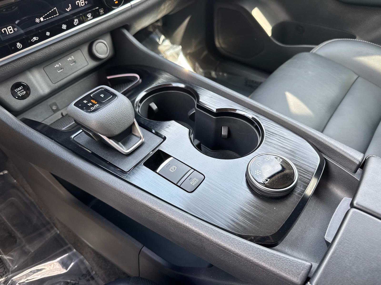 Used 2026 Nissan Rogue SL image 25