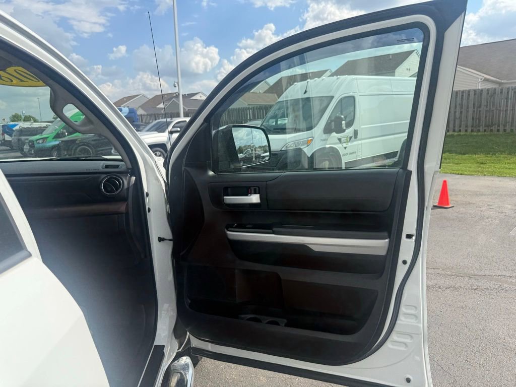 Used 2018 Toyota Tundra Limited AWD/4WD image 54
