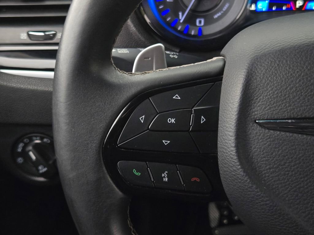 Used 2017 Chrysler 300 S image 23