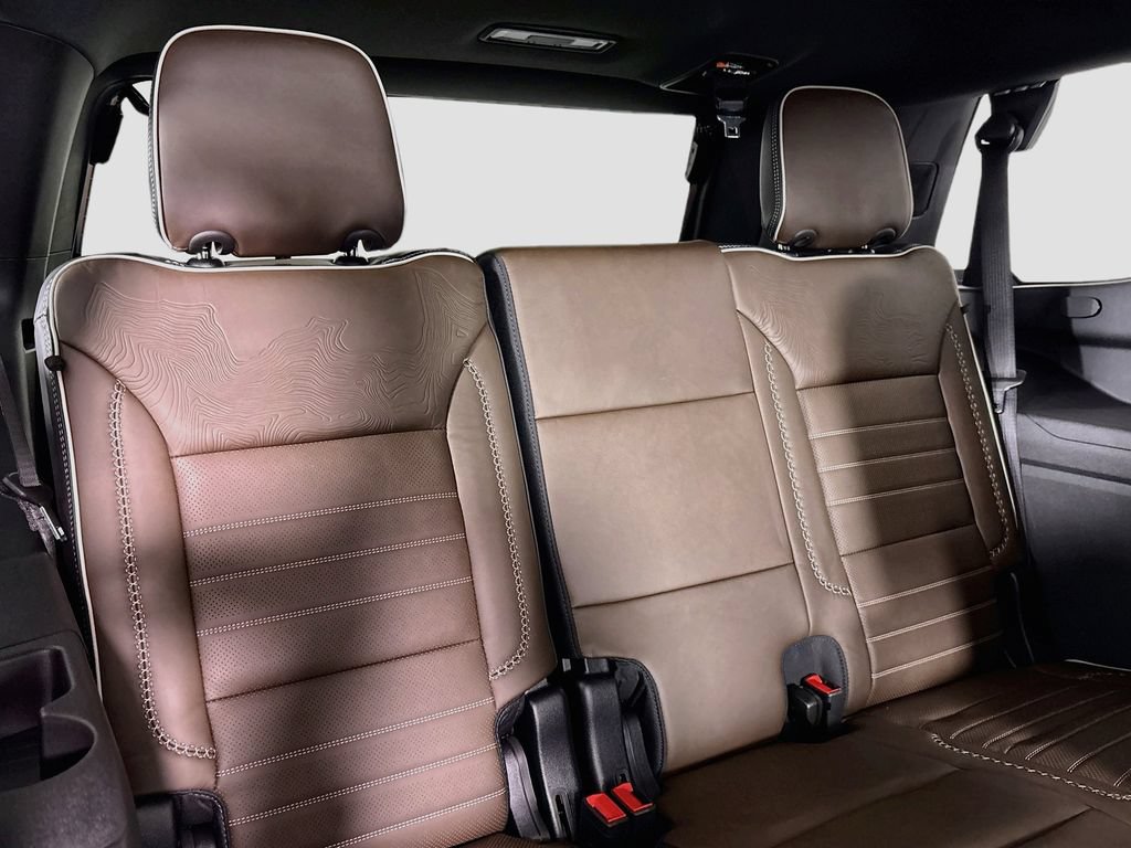 New 2026 GMC Yukon Denali Ultimate AWD/4WD image 29