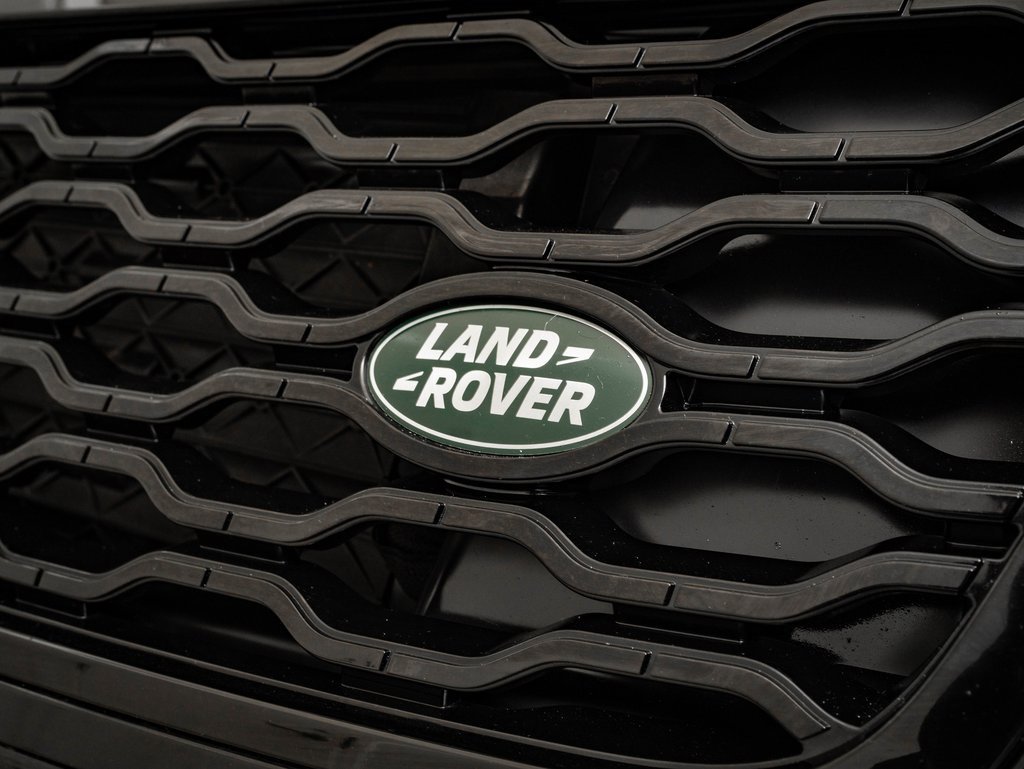 Used 2022 Land Rover Range Rover Velar R-Dynamic S image 3